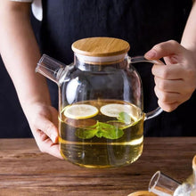 Charger l'image dans la galerie, Théière en verre Thermo 1,6 L | Résistante aux chocs thermiques et mécaniques