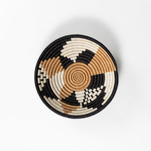 Заредете изображение във визуализатора на галерията – Boutique Diversiform Woven Bowls