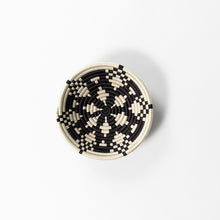 Load image into Gallery viewer, Boutique Kaleidoscope Woven Bowls