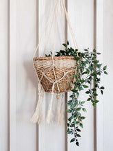 Заредете изображение във визуализатора на галерията – Plant Hanger - Bitan