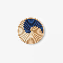 Заредете изображение във визуализатора на галерията – Zera Woven Bowls