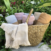 Заредете изображение във визуализатора на галерията – Aegean Turkish Towel