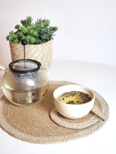 Load image into Gallery viewer, Agora Coaster Trivet (Set of 4)
