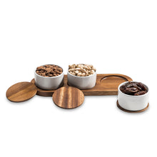Charger l'image dans la galerie, Ensemble de service pour condiments - 3 bols en céramique avec couvercles - 33 x 9,5 cm