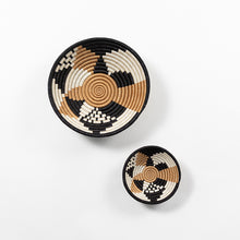 Заредете изображение във визуализатора на галерията – Boutique Diversiform Woven Bowls
