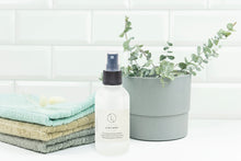 Заредете изображение във визуализатора на галерията – Eucalyptus Mist, Shower Mist, Room and Space Spray, 3 in 1 Home Essential Mist, Shower steamer spray
