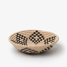 Заредете изображение във визуализатора на галерията – Bariku Woven Bowls
