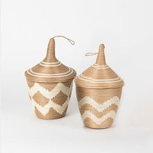 Заредете изображение във визуализатора на галерията – Sisal Peace Basket in Chevron
