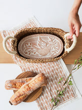 Заредете изображение във визуализатора на галерията – Bread Warmer &amp; Basket Gift Set with Tea Towel - Bird Oval
