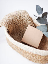 Заредете изображение във визуализатора на галерията – Hemp Washcloth
