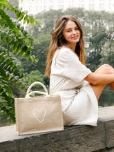 Заредете изображение във визуализатора на галерията – Jute Canvas Gift Bag - Love (S)
