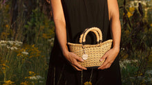 Charger l'image dans la galerie, Sonder et Holliday Le petit panier Victoria
